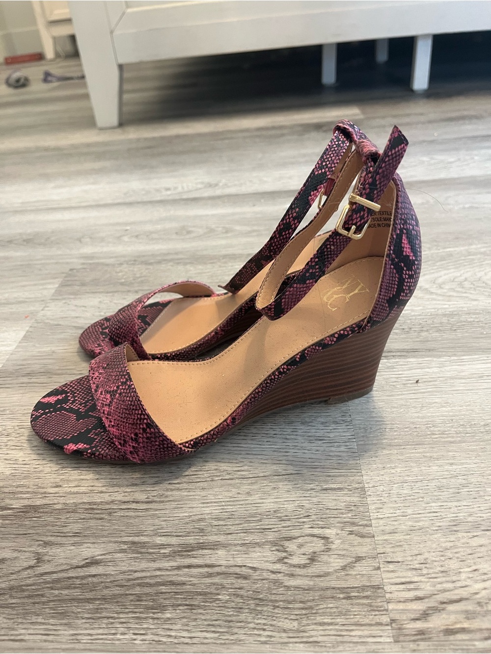 New York & Company Pink Snake-Print Ankle-Strap Wedge Sandals